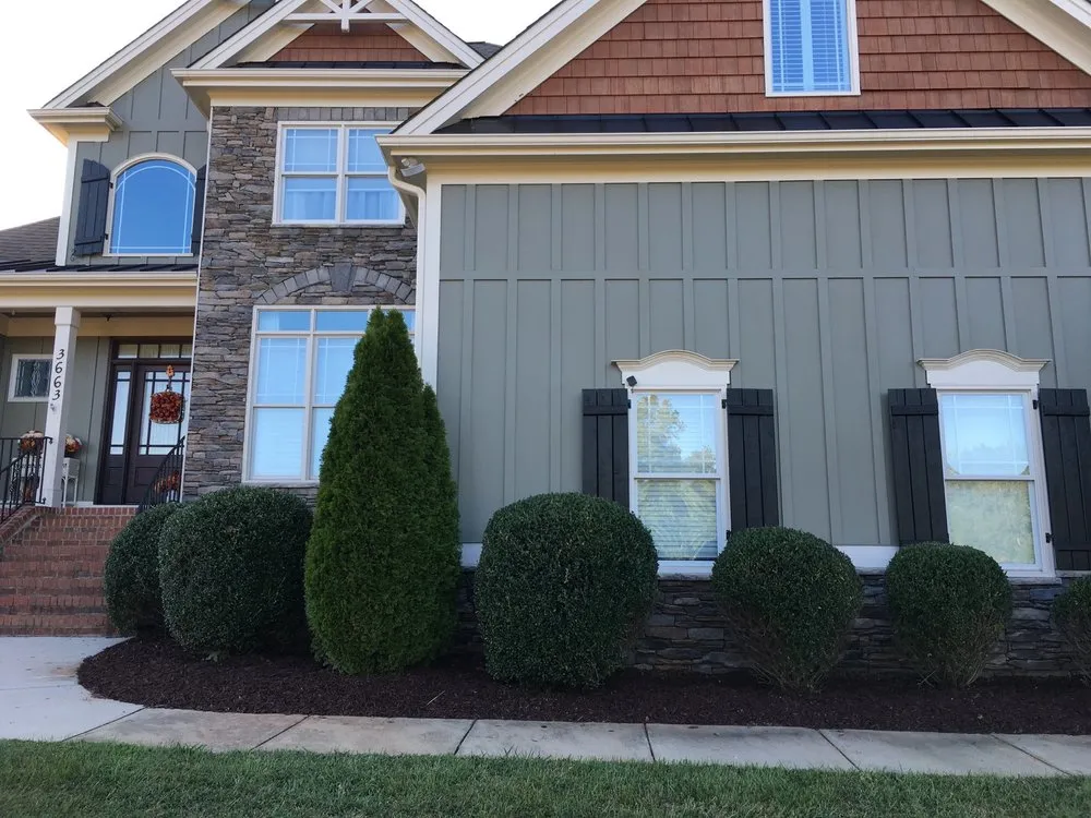 Professional garden landscaping in Alexandria, VA by Rosemont Landscaping and Lawncare