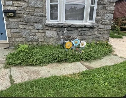 Top-rated outdoor landscaping in Norwood, PA by Rosenberger Enterprises