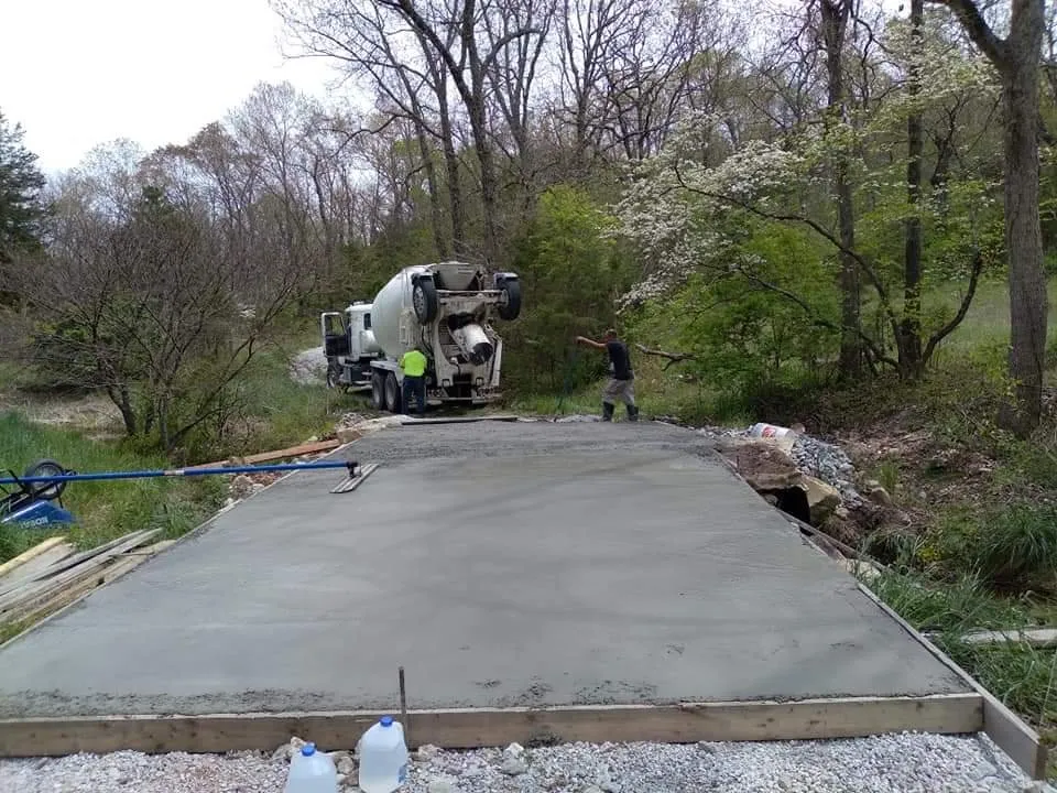 Top-rated landscaping services in Rockaway Beach, MO by Rosendo Marin