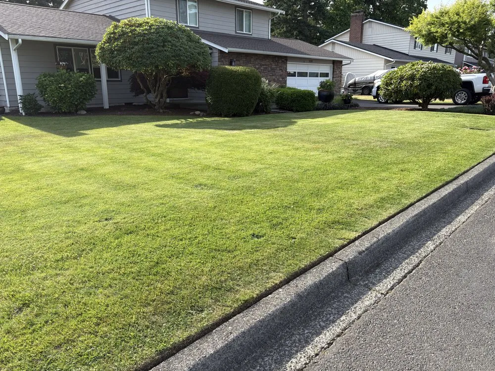 Affordable landscape design near you in Tacoma, WA by Roses Landscaping