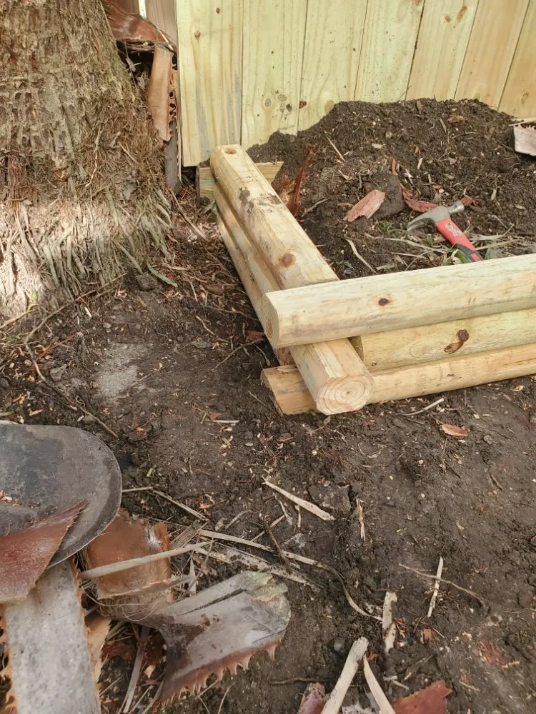 Professional lawn mowing service in Webster, TX by Roses Landscaping