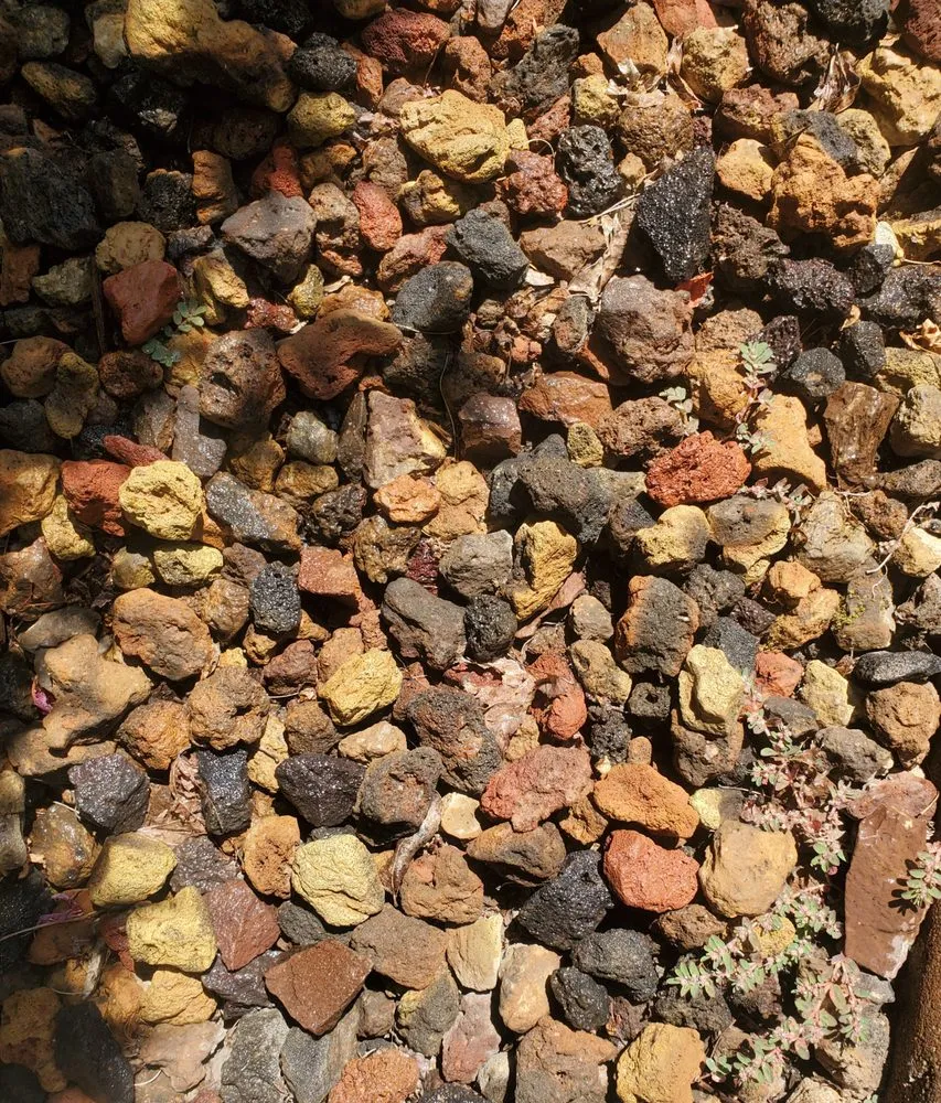 Custom garden landscaping for beautiful yards in Roseville, CA by Roseville Landscape Material Supply