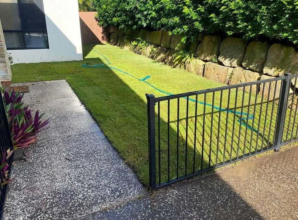 Expert garden landscaping in Sacramento, CA by Roseville Lawn Care