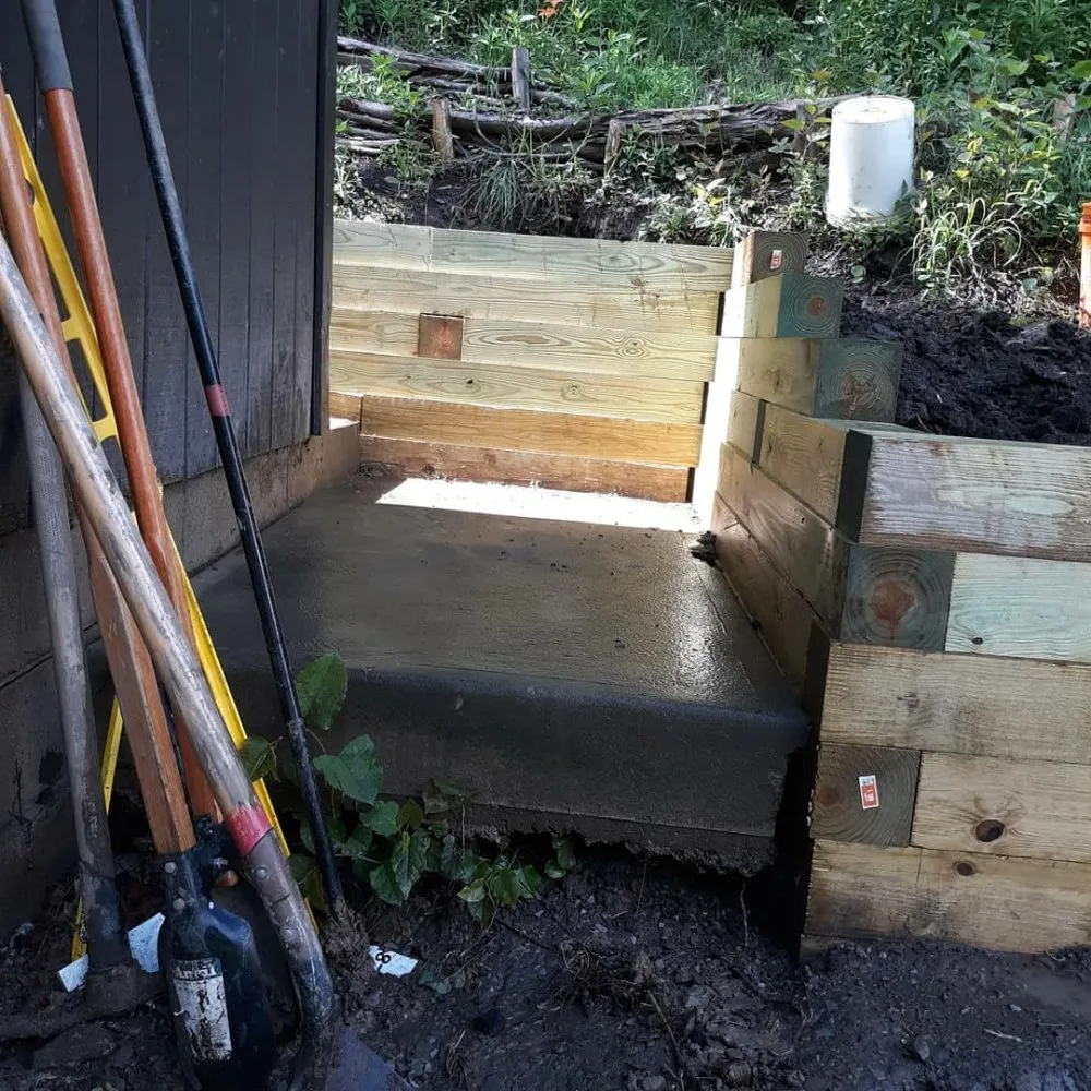 Affordable yard cleanup service with custom design in Pittsburgh, PA by Rosewood Design