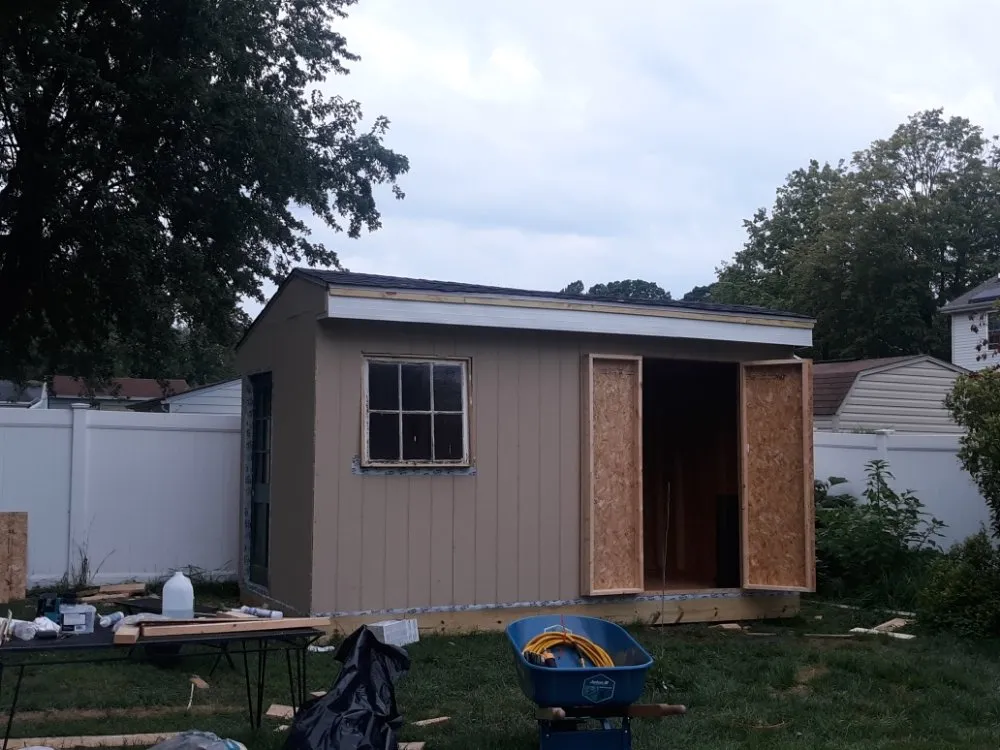 Reliable yard cleanup service in Pittsburgh, PA - Rosewood Design