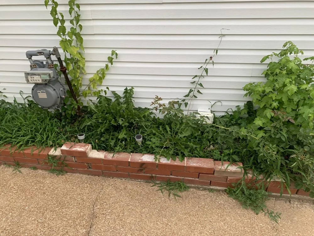 Expert yard maintenance experts serving St. Peters, MO - Rosewood Landscape Designs