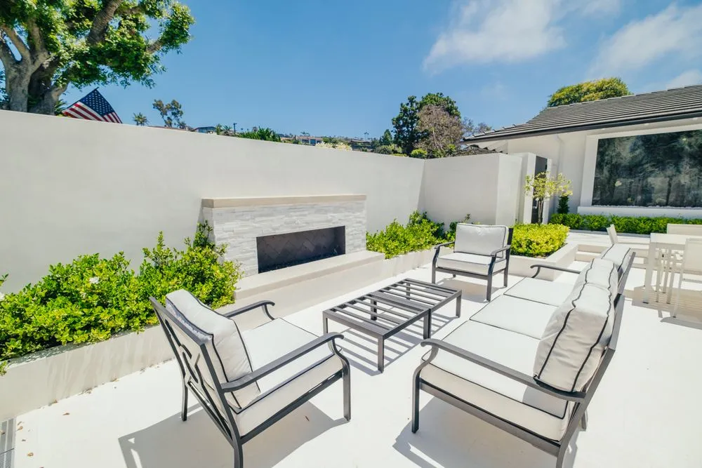 Custom yard cleanup service experts serving Palos Verdes Estates, CA - Rosewood Landscape