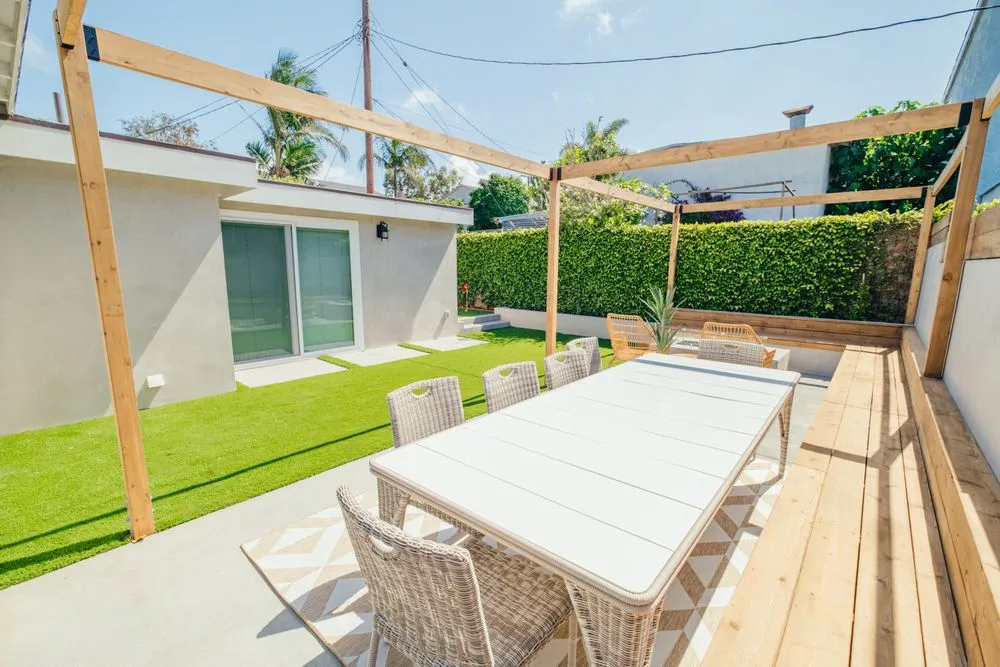 Trusted outdoor landscaping experts serving Palos Verdes Estates, CA - Rosewood Landscape