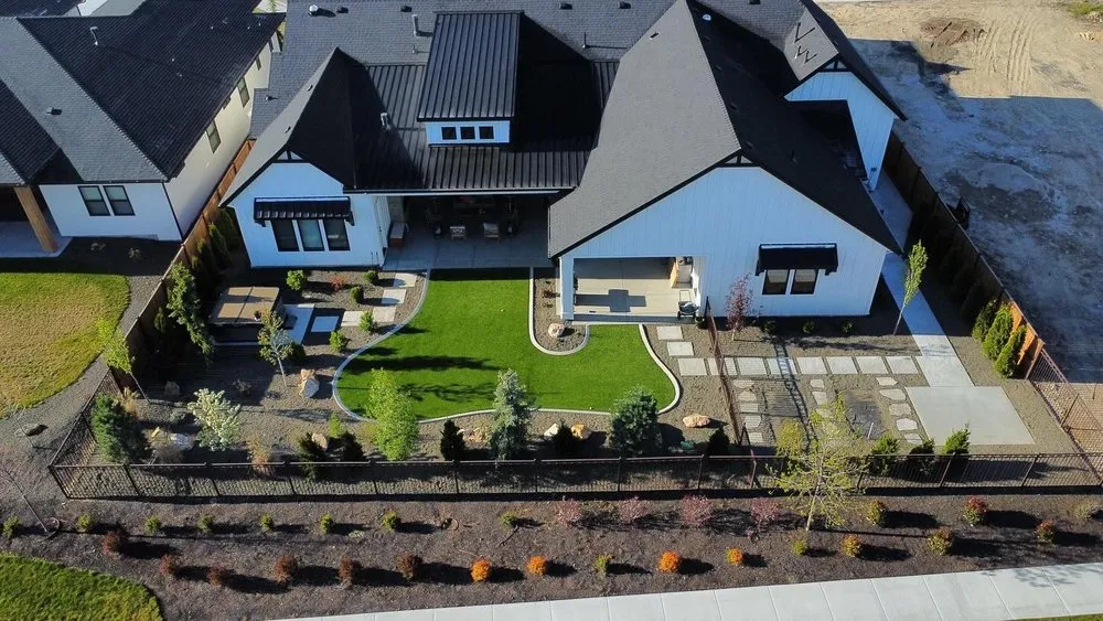 Custom garden landscaping experts serving Nampa, ID - Rosewood Outdoor Living