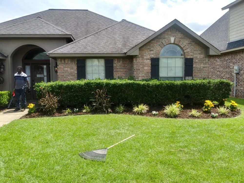 Trusted landscaping services experts serving Bossier City, LA - Rosie Lee's Services