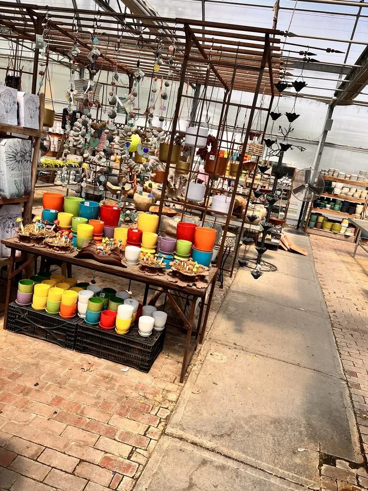 Local yard maintenance for homes in Indianapolis, IN by Rosie’s Gardens & Hughes Landscape