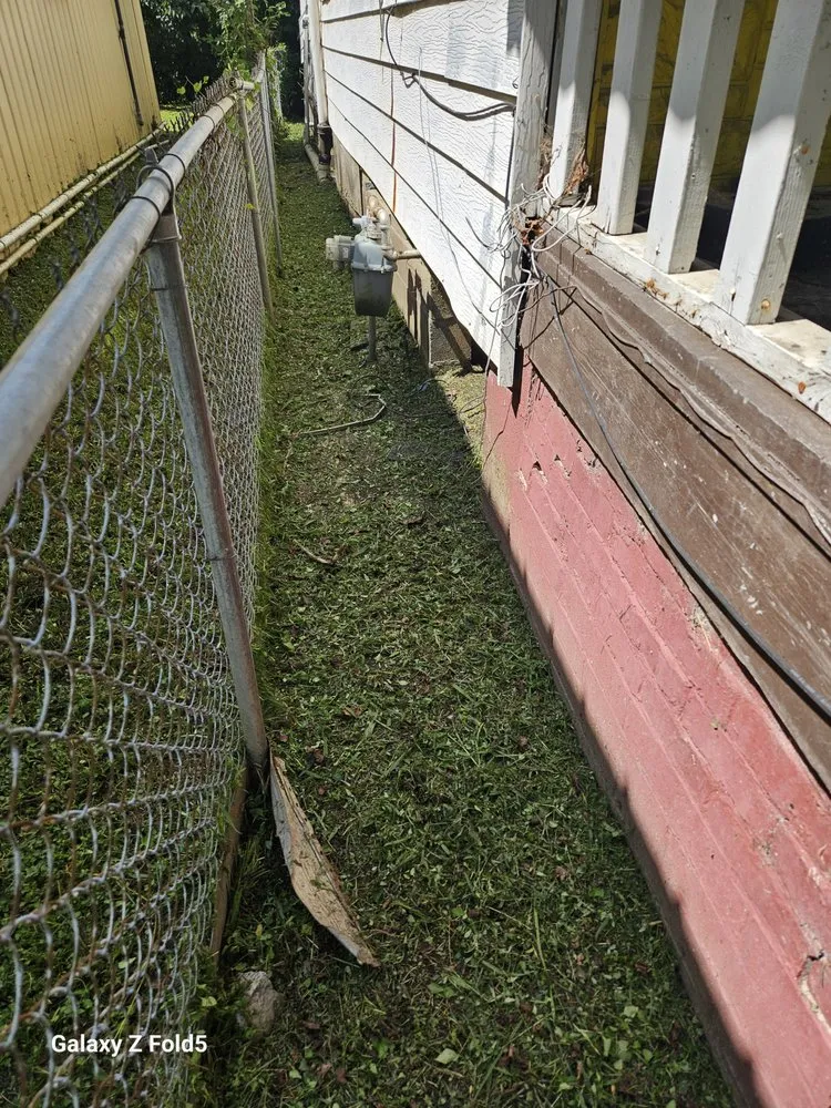 Custom landscape installation in Vicksburg, MS by Ross Enterprises