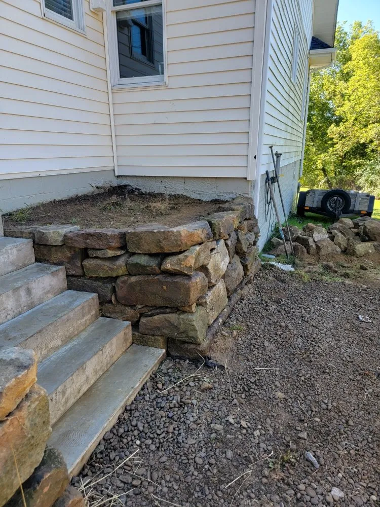 Top-rated landscape design in Zelienople, PA by Ross Excavating