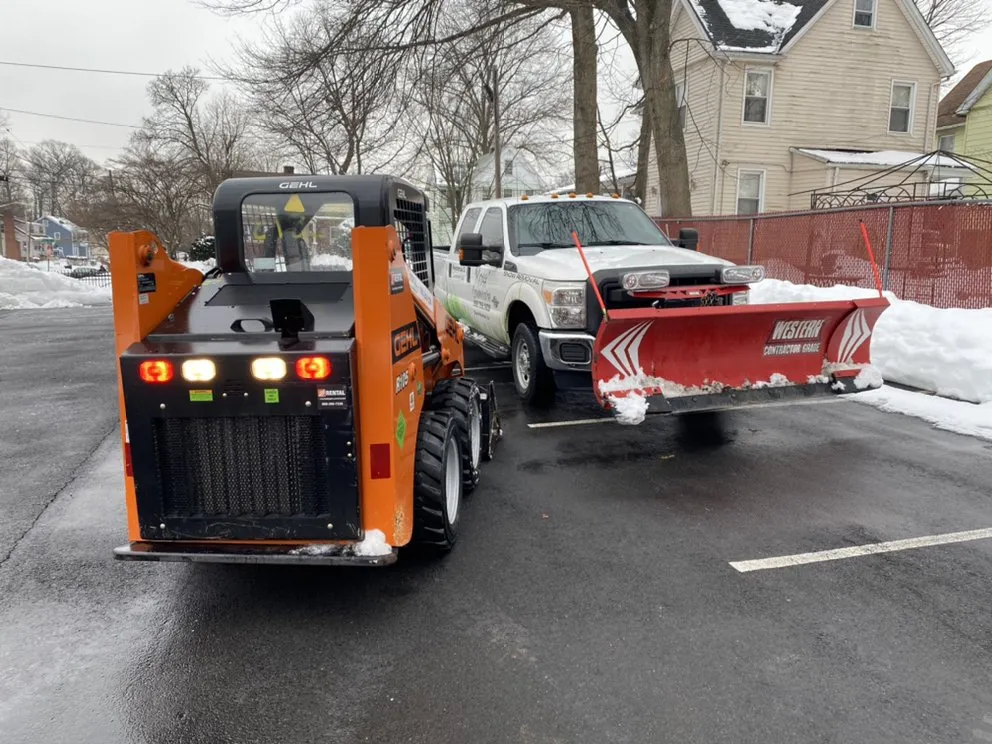 Affordable lawn mowing service in South Plainfield, NJ - Ross' Lawncare