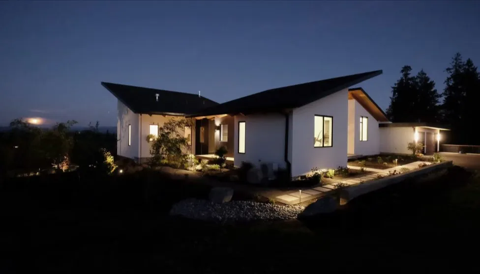 Affordable lawn mowing service experts serving Portland, OR - Ross NW Watergardens