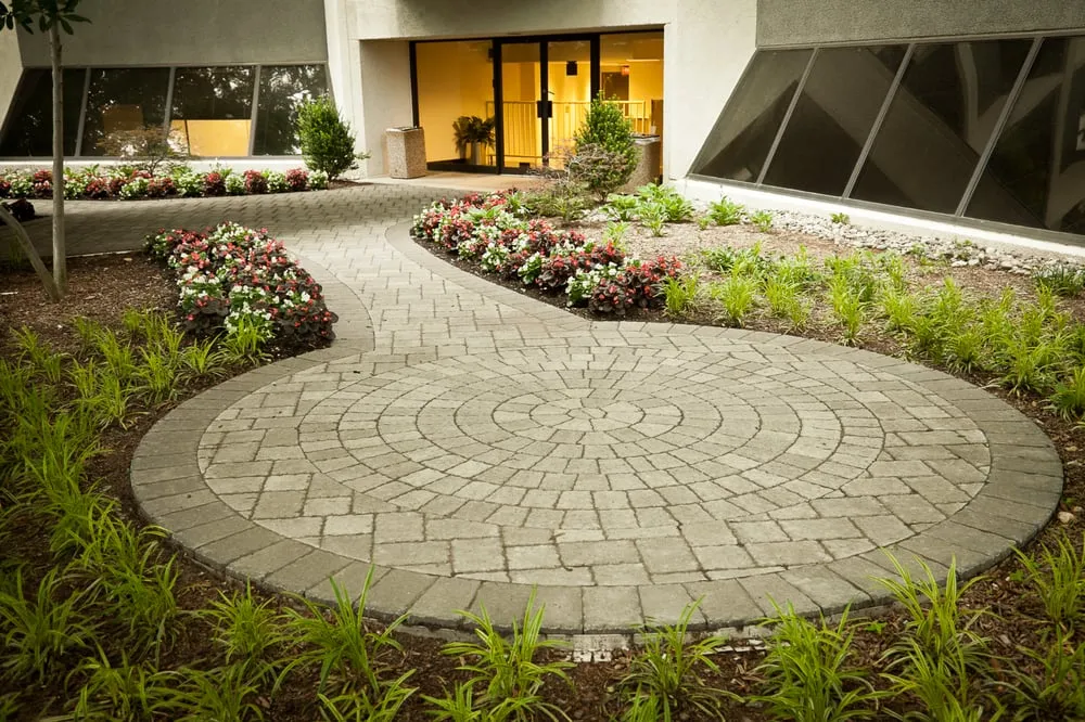 Trusted garden landscaping for beautiful yards in Great Falls, VA by Rossen Landscape