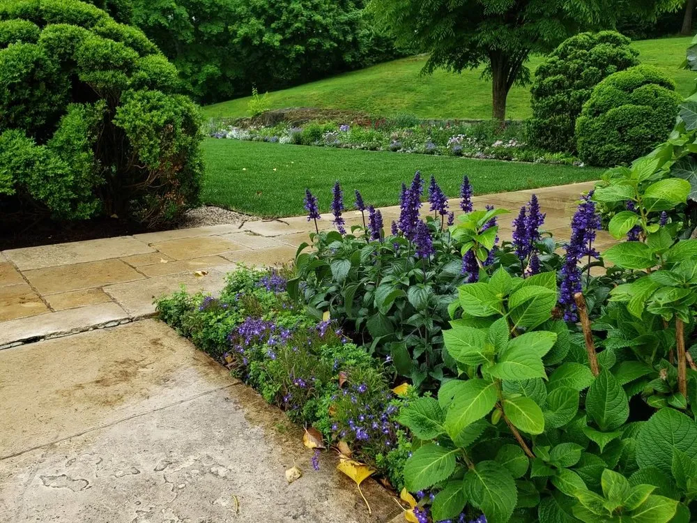 Trusted garden landscaping experts serving Stamford, CT - Rossi Green Works