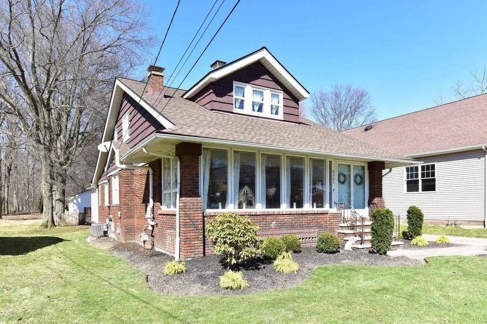 Custom outdoor landscaping in Cleveland, OH - Rossi Landscaping