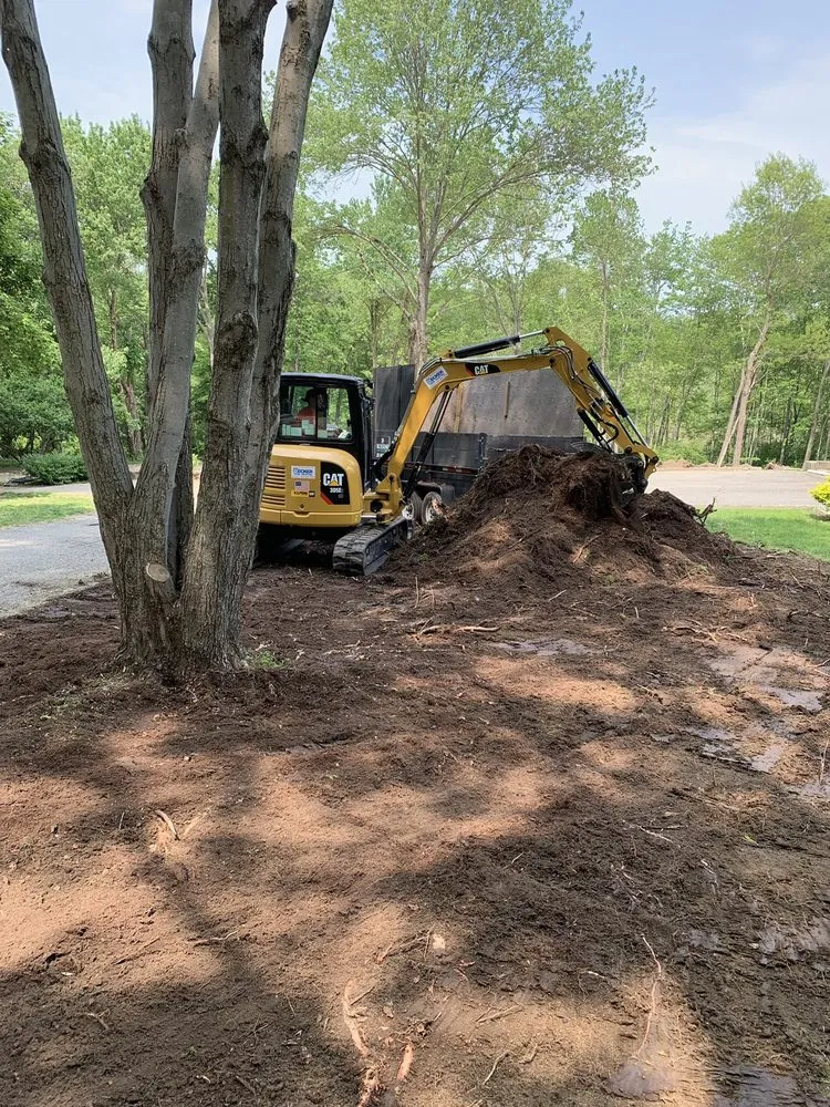 Local residential landscaping in Ridgefield, CT - Rossini Landscaping