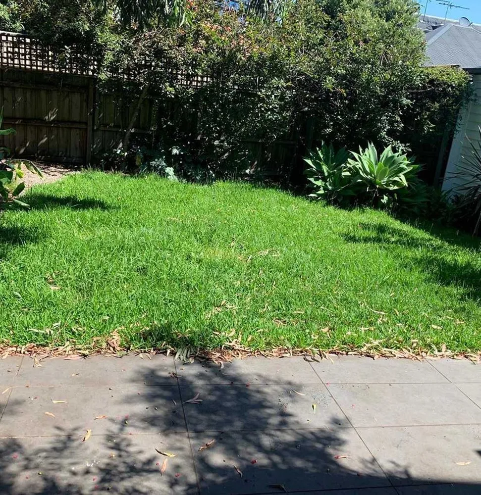 Custom yard maintenance with custom design in Atlanta, GA by Roswell Lawn Care