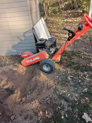 Rotella Gardening and Landscaping Logo