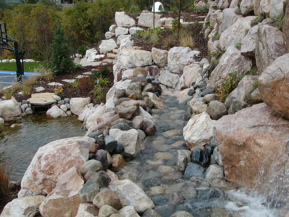 Expert yard maintenance in Draper, UT by Roth Landscape Services