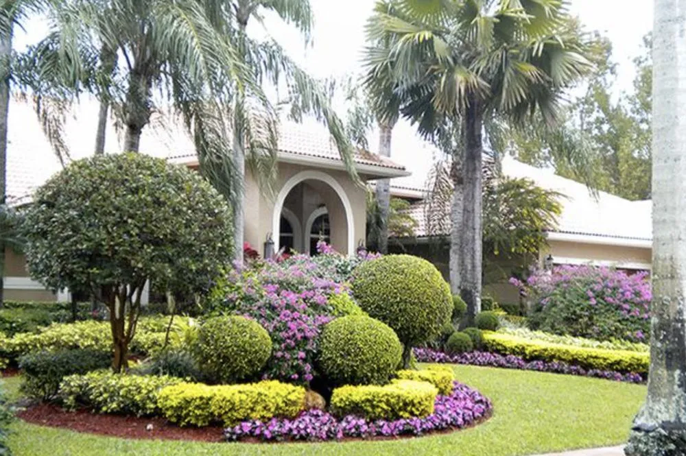 Top-rated lawn mowing service experts serving Cape Coral, FL - Rothermel's Landscape