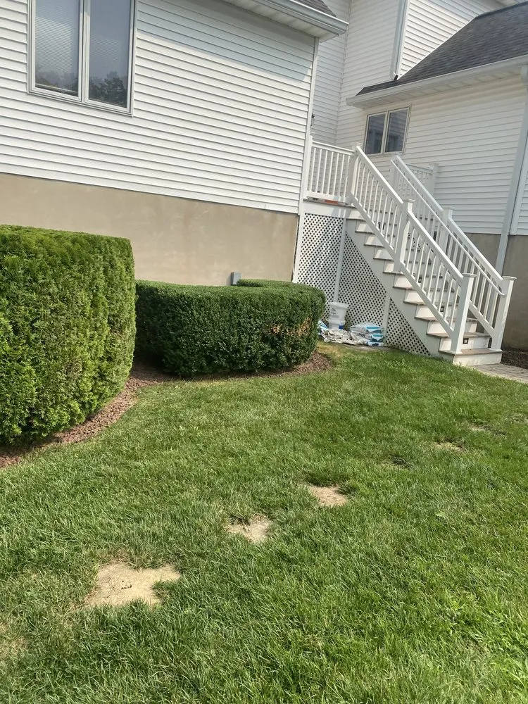 Top-rated residential landscaping for beautiful yards in Howell Township, NJ by Rotman's Landscaping