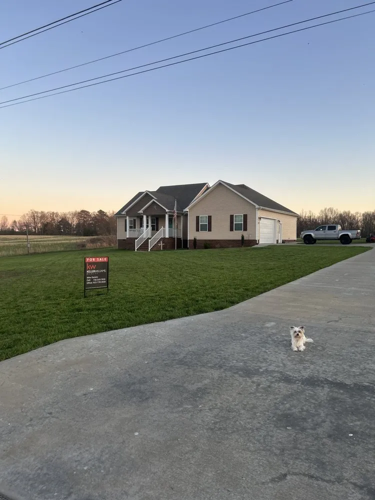 Professional residential landscaping experts serving Columbia, TN - Rough Country Outdoors