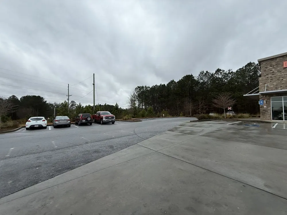 Professional landscaping services experts serving Covington, GA - Rough Cut Lawn