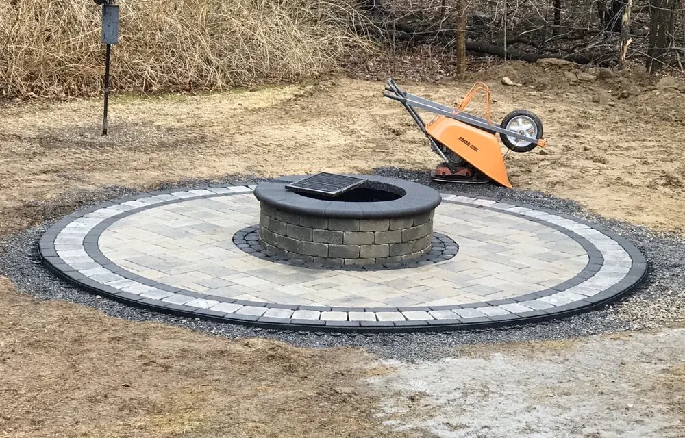 Expert yard cleanup service for homes in Hampstead, NH by Rouleau's Landscaping