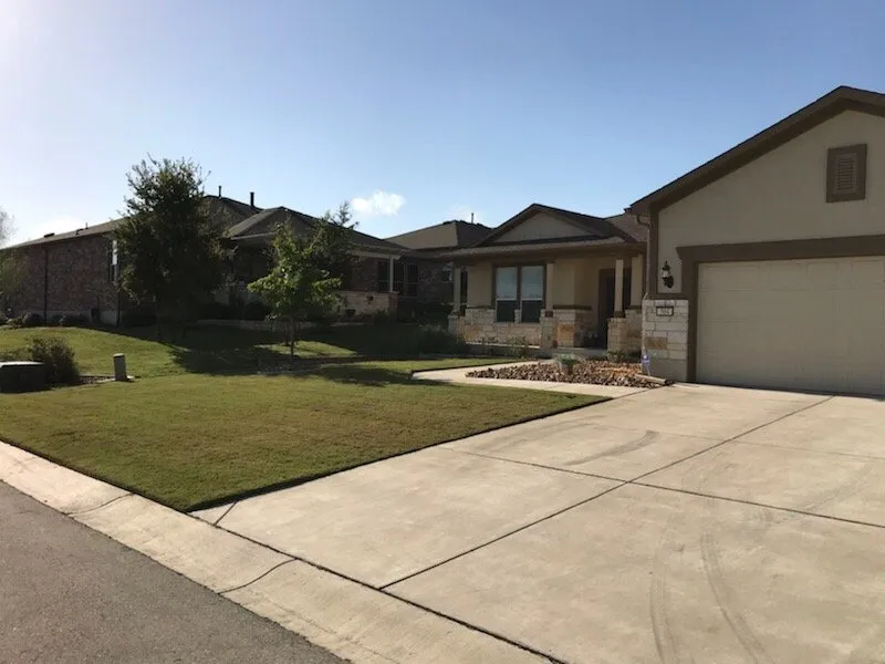 Expert yard cleanup service in Round Rock, TX - Round Rock Lawn Pros