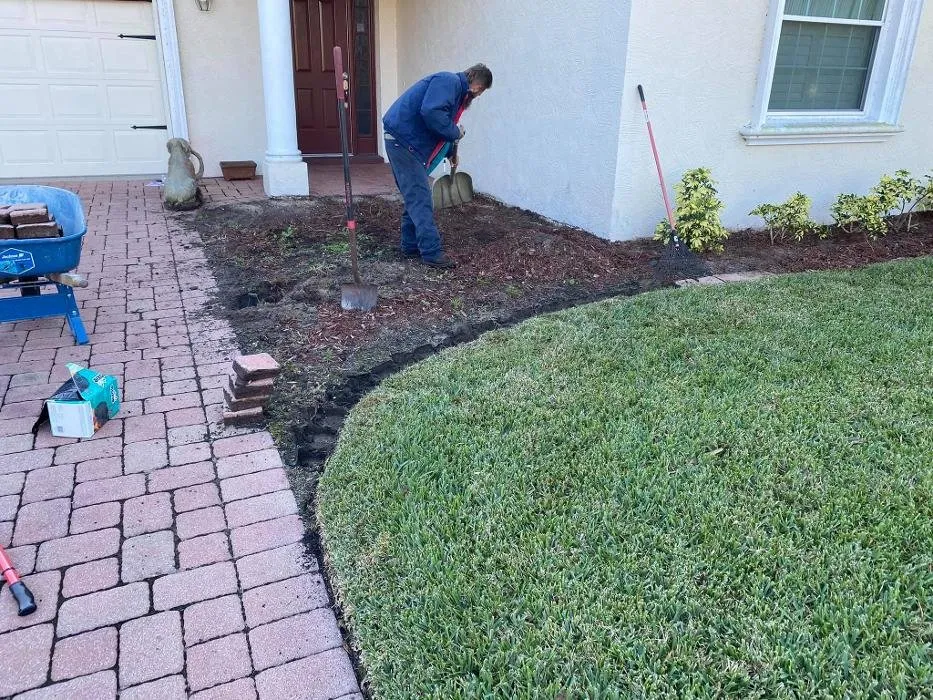 Expert residential landscaping in Winter Haven, FL by Rountree's Lawn Maintenance