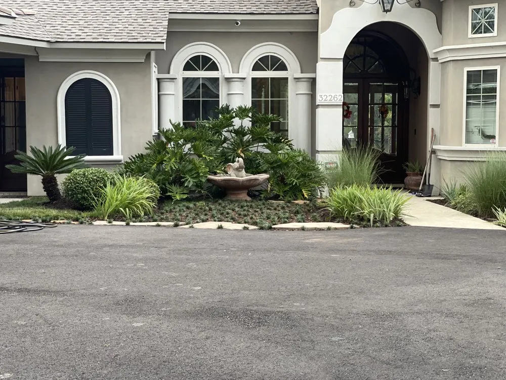 Top-rated garden landscaping experts serving Metairie, LA - Rouses Tree & Landscaping Services