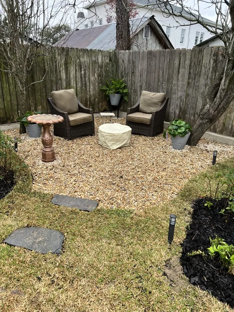 Expert outdoor landscaping for homes in Metairie, LA by Rouses Tree & Landscaping Services