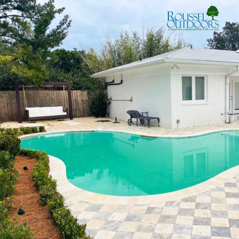 Affordable lawn care service for beautiful yards across Harahan, LA - Roussel Outdoors