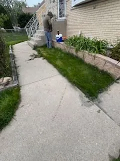 Trusted lawn care service near you in Oak Lawn, IL by Route 81 Landscaping