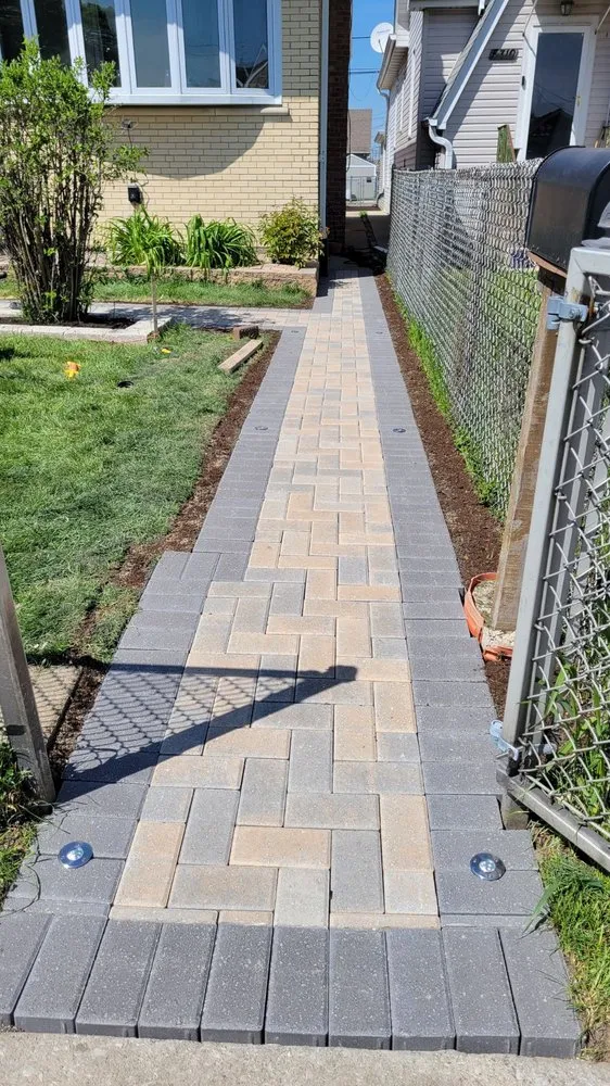 Trusted yard cleanup service for beautiful yards in Oak Lawn, IL by Route 81 Landscaping