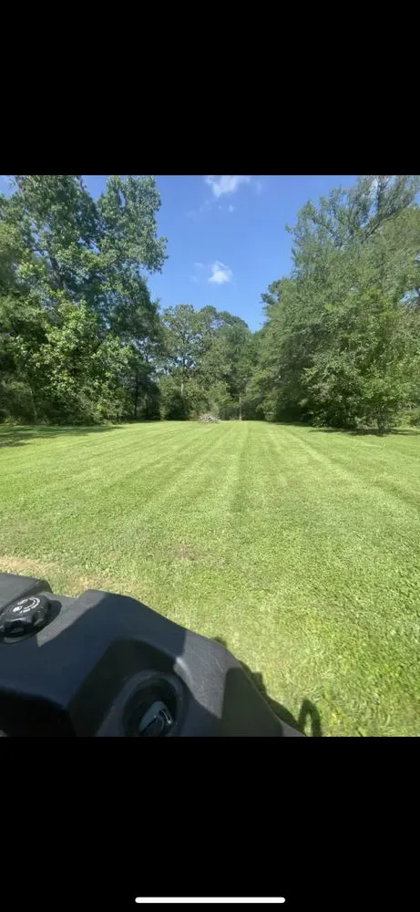 Expert landscape design in Magnolia, TX - Rowdy’s Cuts and Stripes