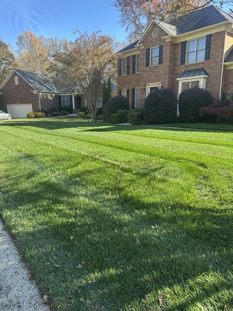 Local lawn mowing service in Gastonia, NC - Rowell Lawn Care