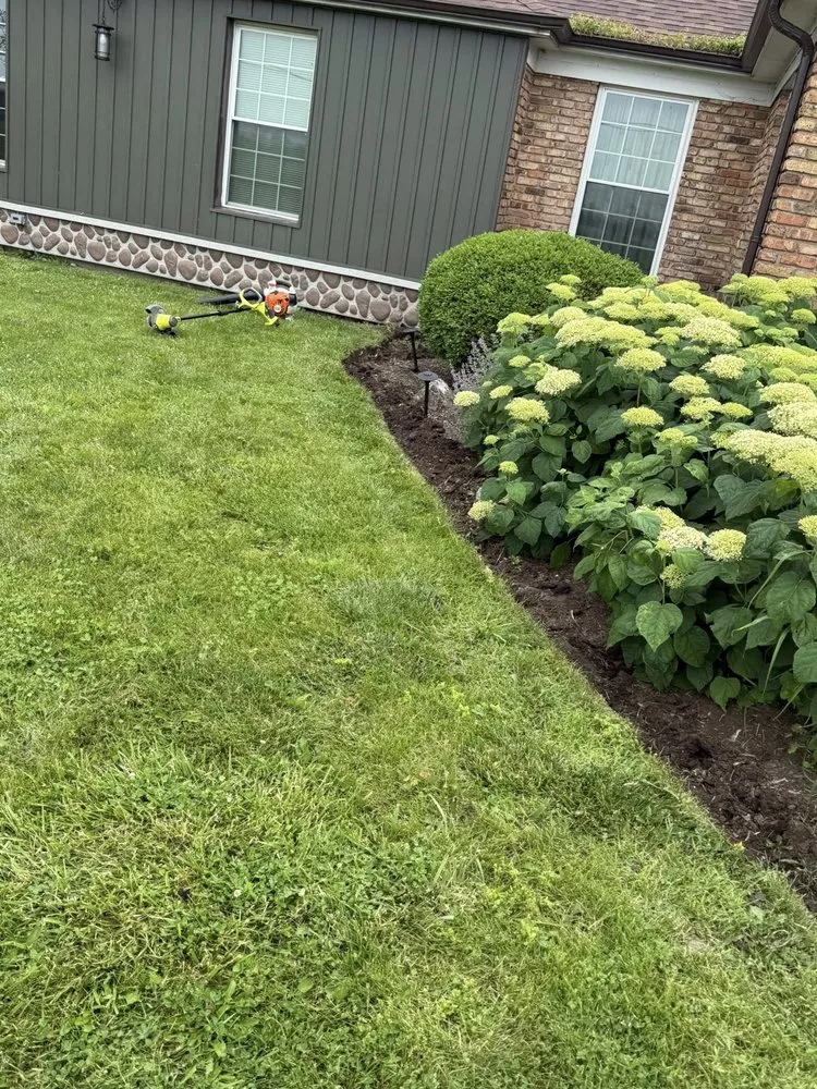 Local residential landscaping in Washington Court House, OH - Rowe's Lawncare