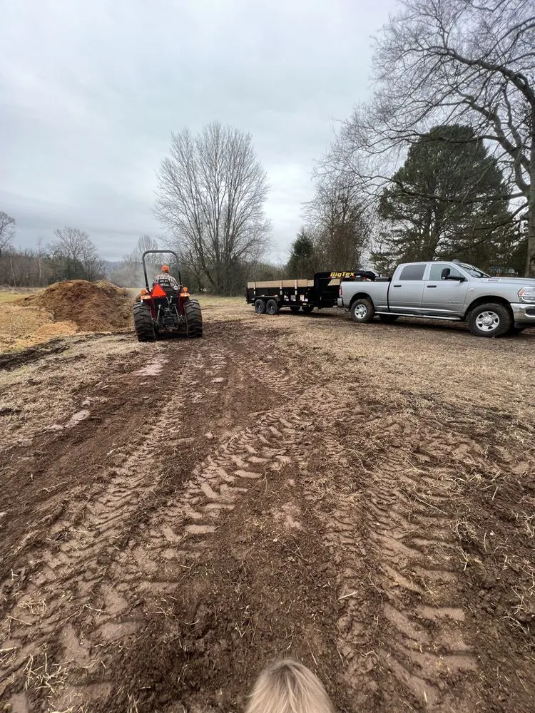 Professional lawn care service experts serving Fort Oglethorpe, GA - Rowland Outdoor Services