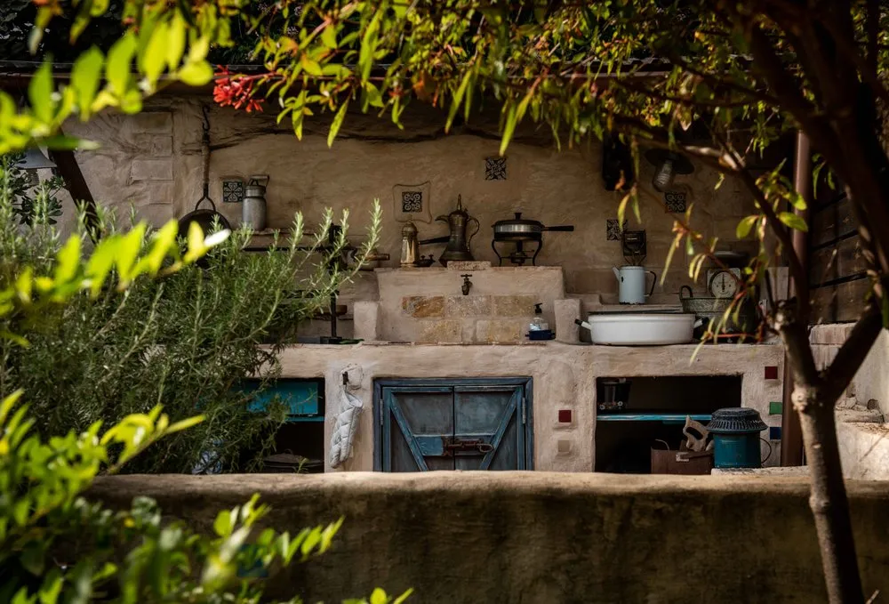 Local landscaping services experts serving Glendale, CA - Roy Altaras Landscape Design and Build