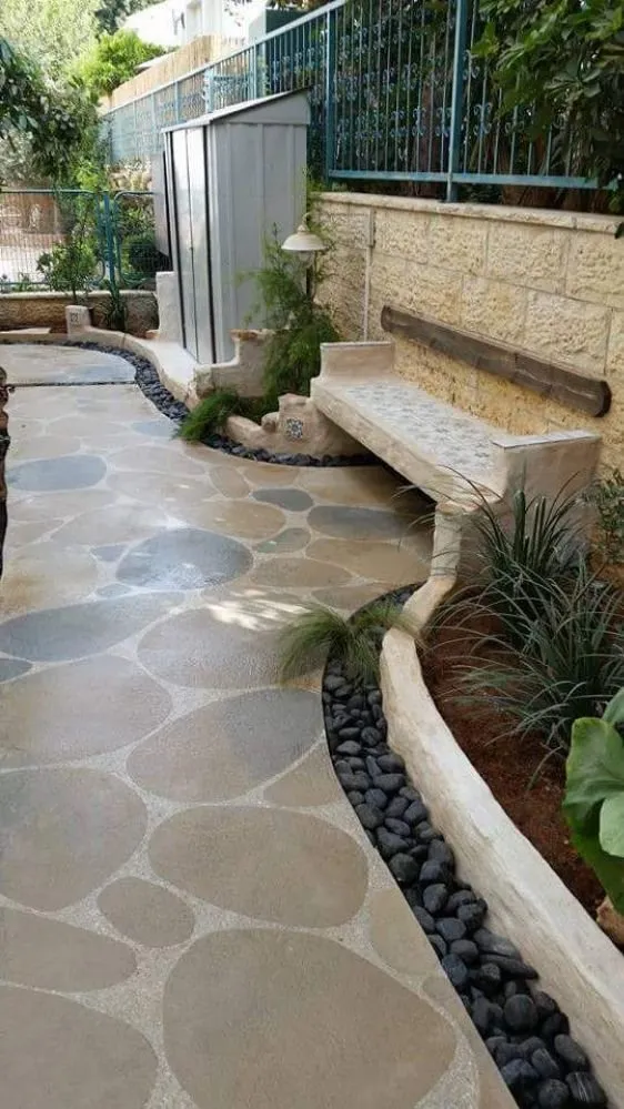 Affordable outdoor landscaping experts serving Glendale, CA - Roy Altaras Landscape Design and Build
