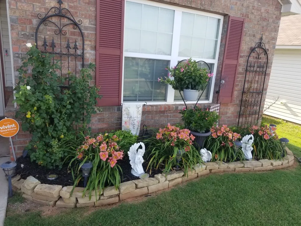 Affordable yard cleanup service in Noble, OK by Royal Aces Lawn Care