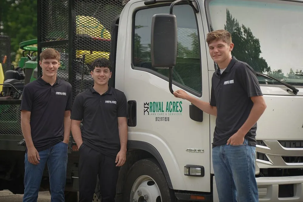 Local yard cleanup service experts serving Terre Haute, IN - Royal Acres Services