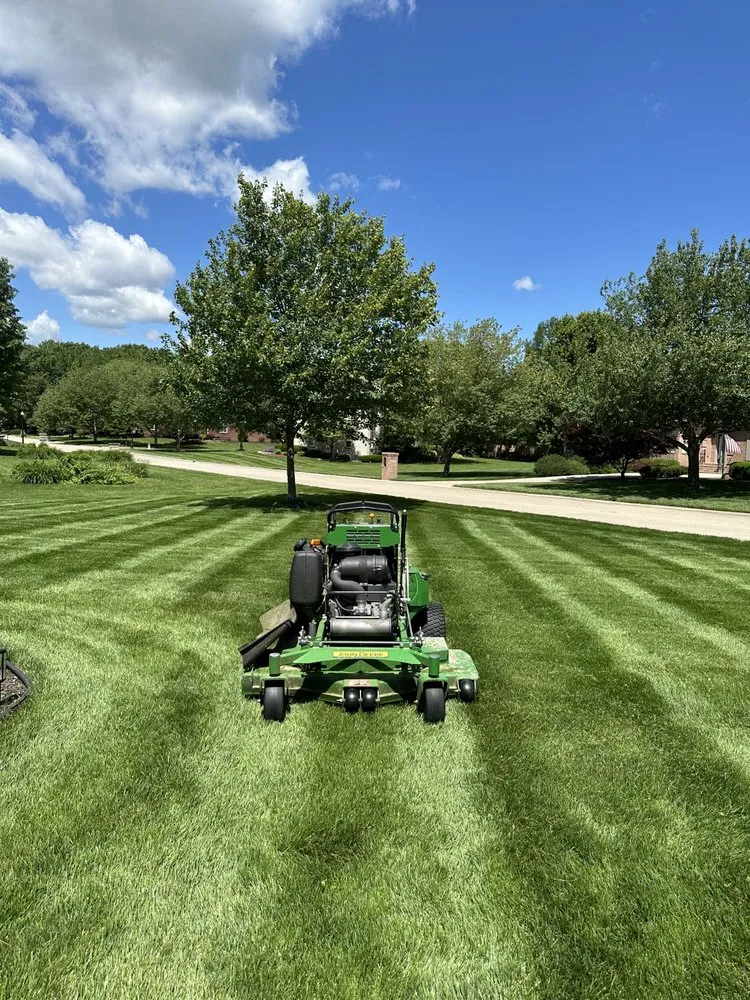 Trusted yard maintenance in Terre Haute, IN - Royal Acres Services