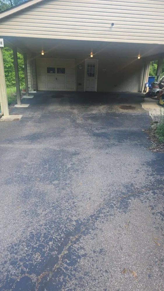 Expert lawn care service in Hanceville, AL - Royal blue constructions