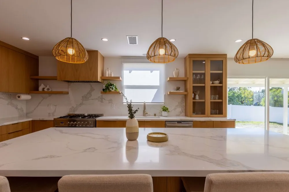 Reliable landscape installation experts serving Woodland Hills, CA - Royal Construction