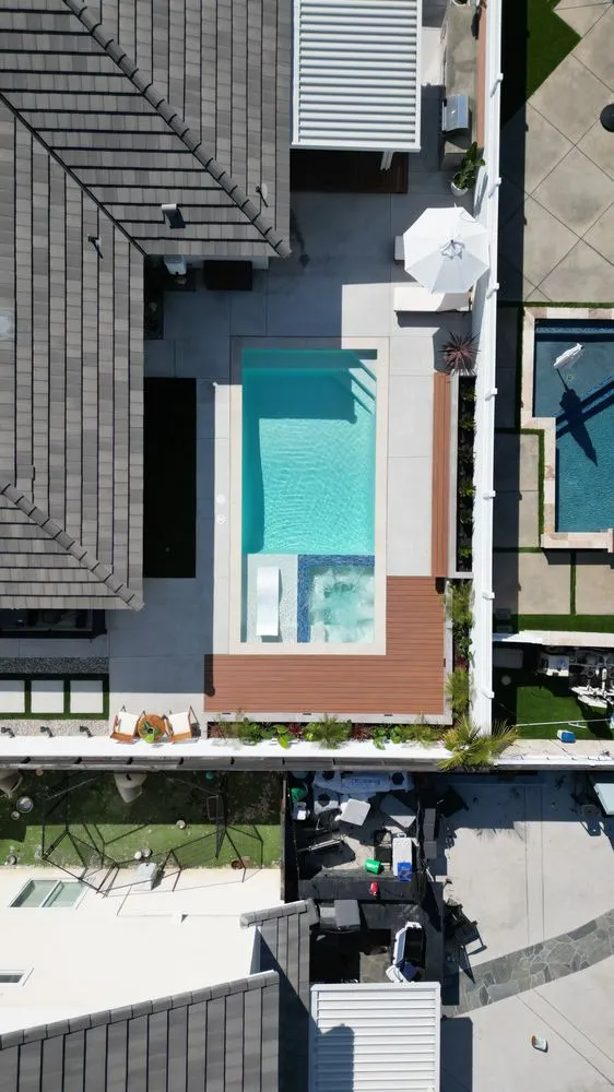 Reliable lawn mowing service in Woodland Hills, CA by Royal Construction